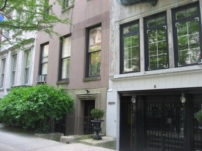 Foto del edificio - 8 E 74th St