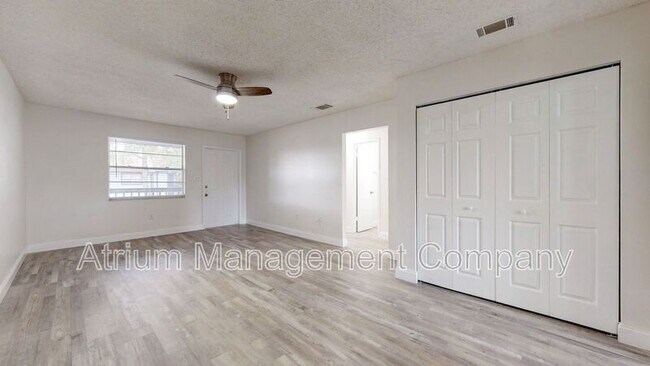 Foto del edificio - 5305 N Boulevard