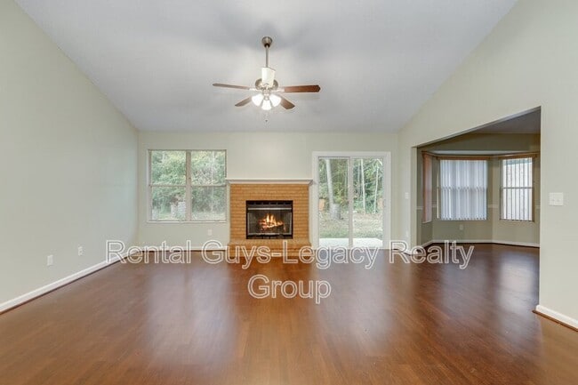 Foto del edificio - 3861 Karissa Ann Pl E