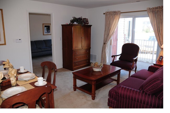 Foto del edificio - Hyde Park Village (Ages 55+)