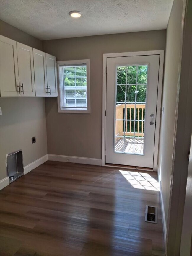 Foto del edificio - Remodeled single family home