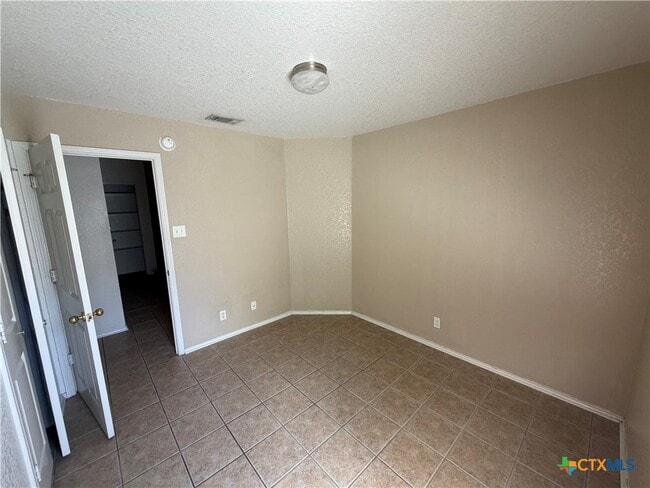 Foto del edificio - 220 Dale Earnhardt Dr