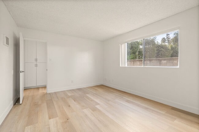 Building Photo - Terre at Mollison