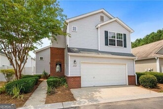 Building Photo - 252 Hiawassee Dr