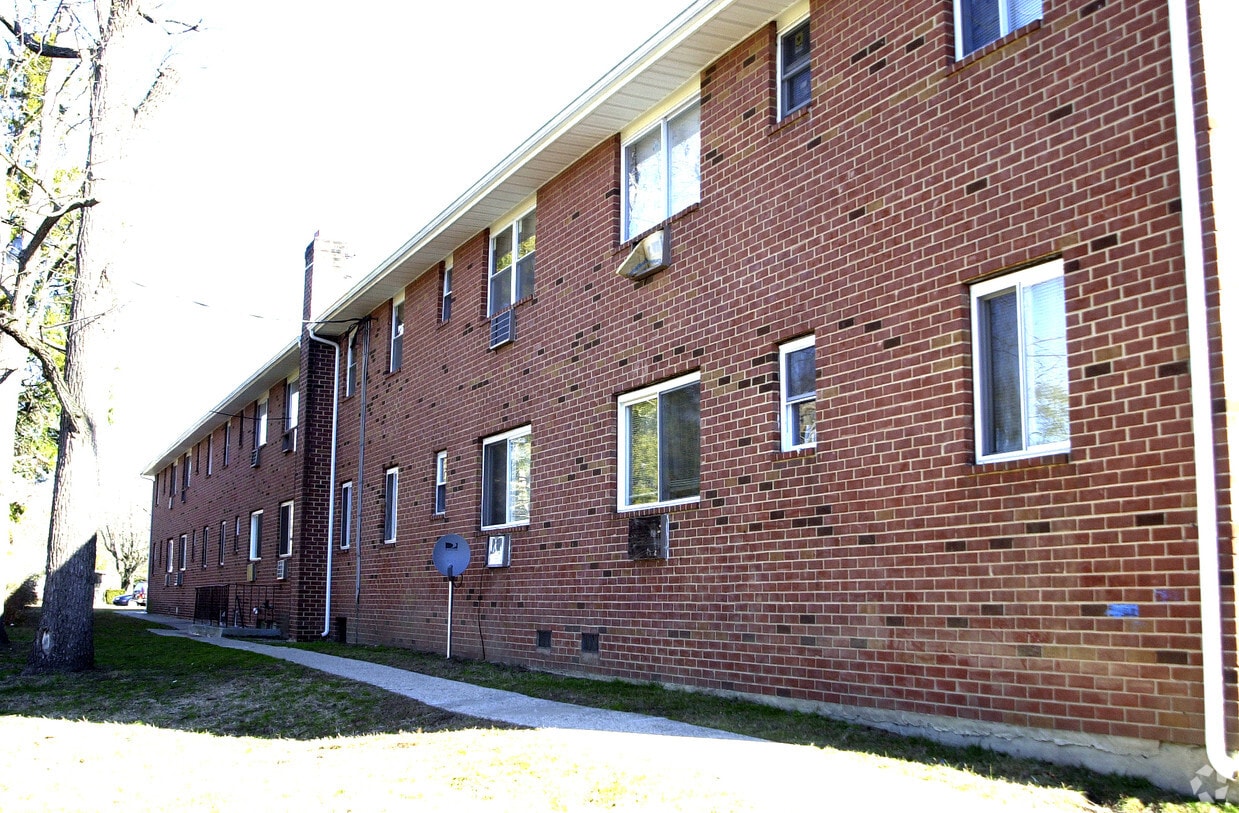 Pine Meadow Apartments - Pine Meadows at Pemberton