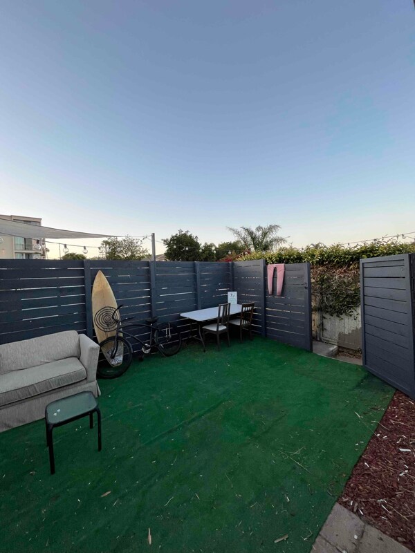 Foto del edificio - 2317 Grand Ave