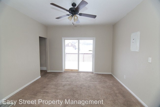 Building Photo - 2 br, 1 bath House - 1838 W 4th  Street