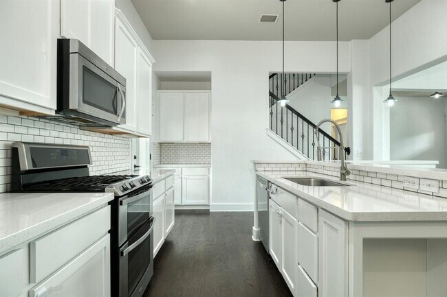 Foto del edificio - 11233 Avery Station Loop