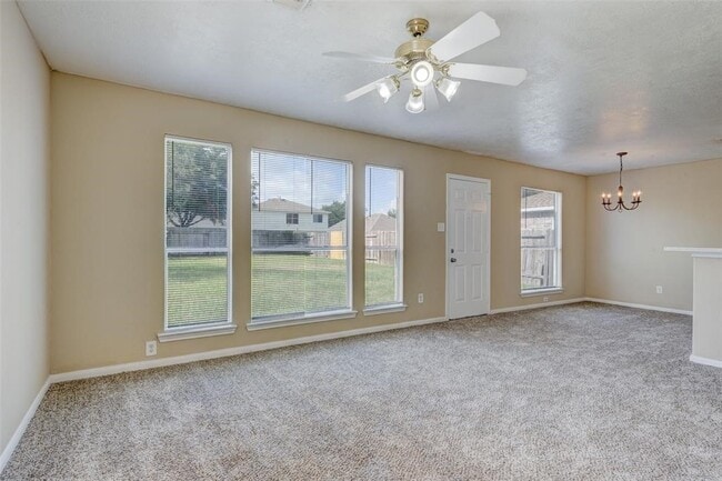 Building Photo - 822 Richview Dr