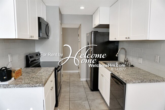 Building Photo - 1531 Delucchi Ln