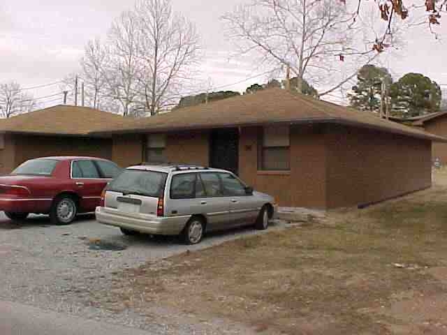 Building Photo - 208-214 Wallain Cir