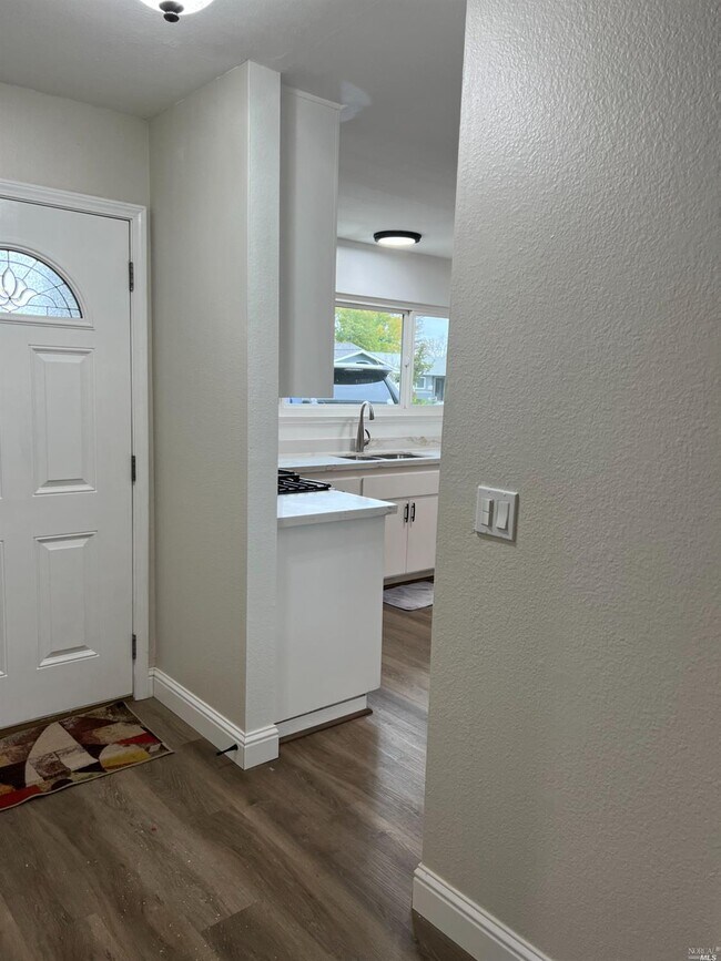 Building Photo - 710 Priddy Dr