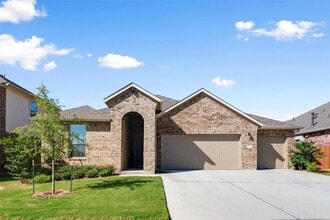 Building Photo - 16445 Vescovo Ln