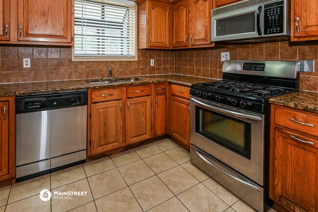 Foto del edificio - 3615 Macgregor Dr