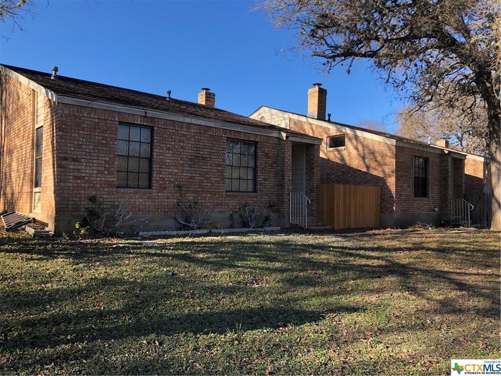 Primary Photo - 111 Guadalupe River Dr