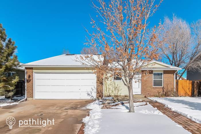 Primary Photo - 5220 Almont Avenue, Colorado Springs, CO, ...