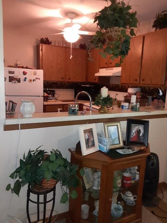 Kitchen - 51486 Breezy Hill Rd