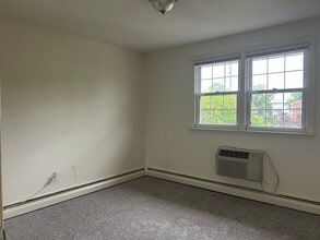 Interior Photo - Broadmore Apartments
