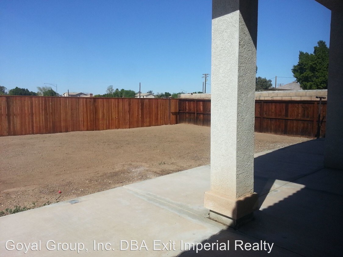 374 Solano Ave, El Centro, CA 92243 - House Rental in El Centro, CA |  Apartments.com