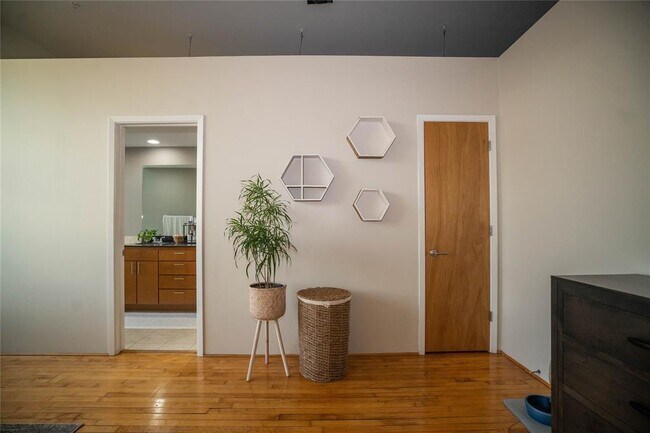 Foto del edificio - 1312 Live Oak St