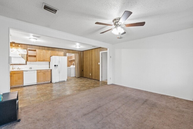 Foto del edificio - 5417 College Dr