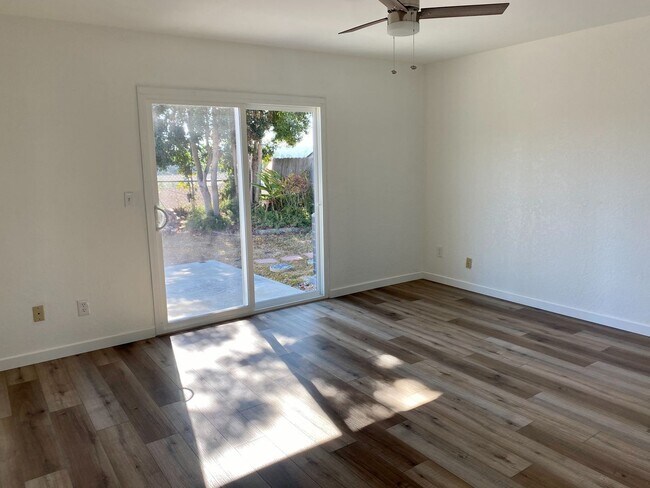 Foto del edificio - Carr Dr