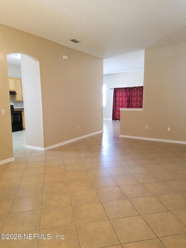 Foto del edificio - 1763 Hawkins Cove Dr E