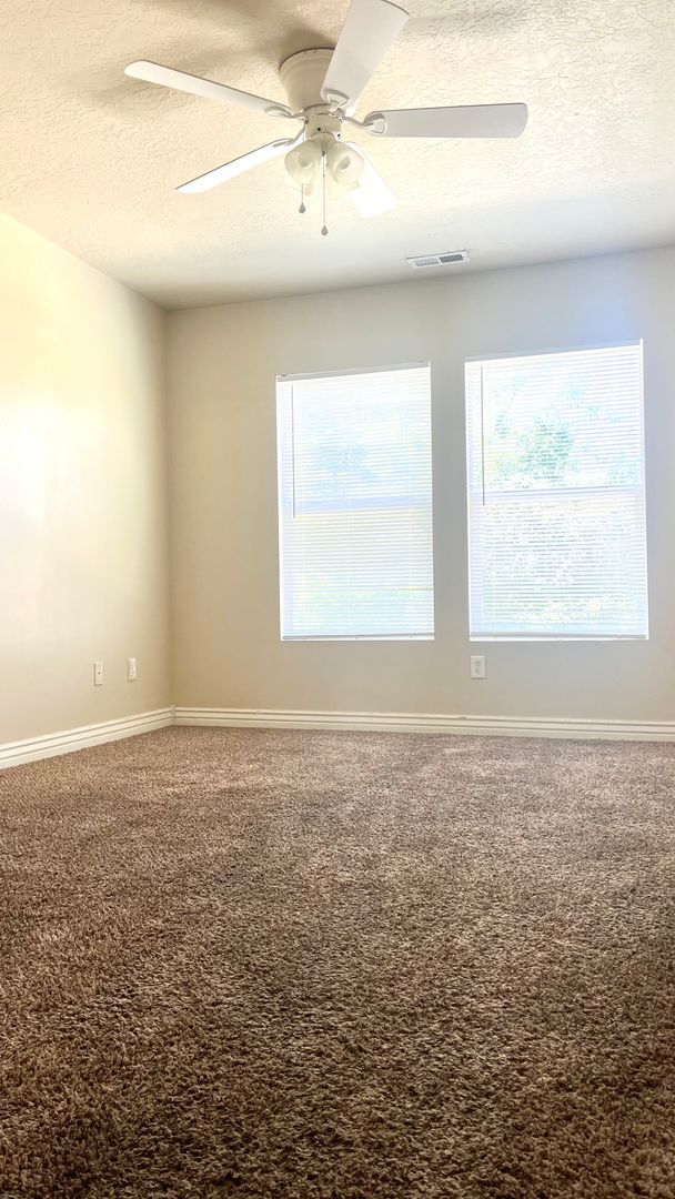 Foto del edificio - 3 Bedroom/2.5 Bathroom townhome in WVC