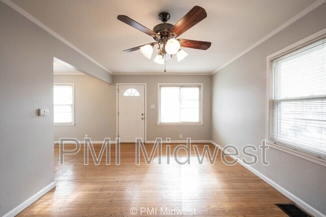 Building Photo - 1734 E 46th St