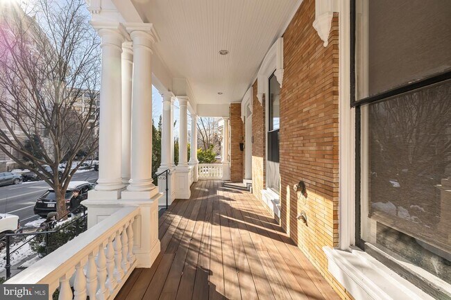 Foto del edificio - 2009 Columbia Rd NW
