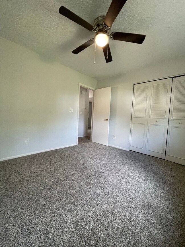 Foto del edificio - 6351 Chippewa Rd