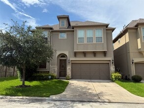 Building Photo - 13216 Green Hills Dr