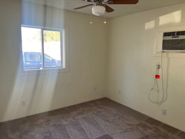 Foto del edificio - 210 S Dawes St