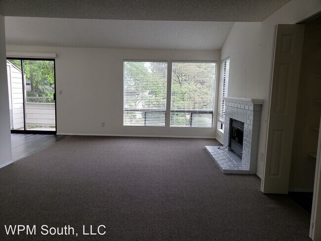 Building Photo - 2 br, 2 bath House - 15160 Sunwood Blvd #SS22