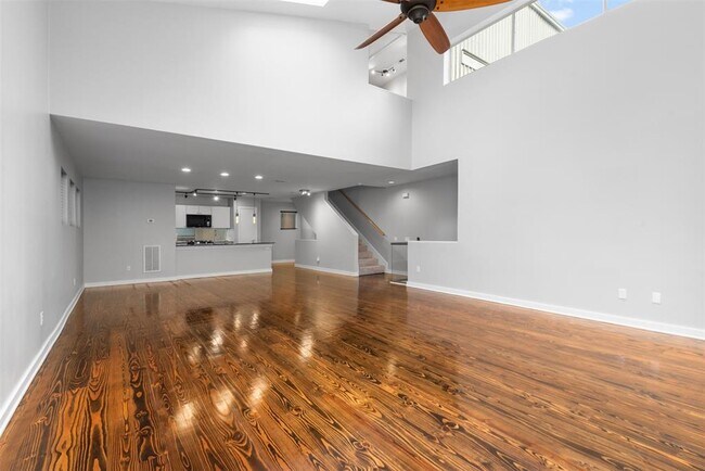Foto del edificio - 1218 Crosby St