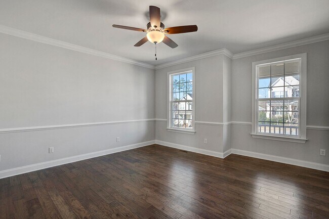 Building Photo - 209 Oakenshaw Dr