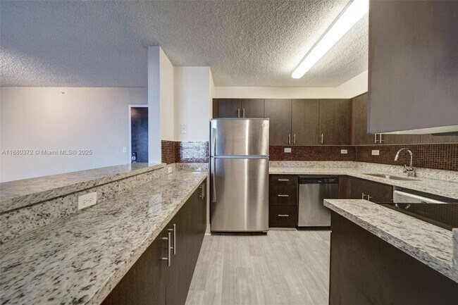 Foto del edificio - 1500 Bay Rd