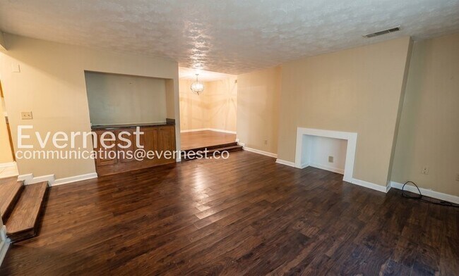 Foto del edificio - 3575 Oakvale Rd