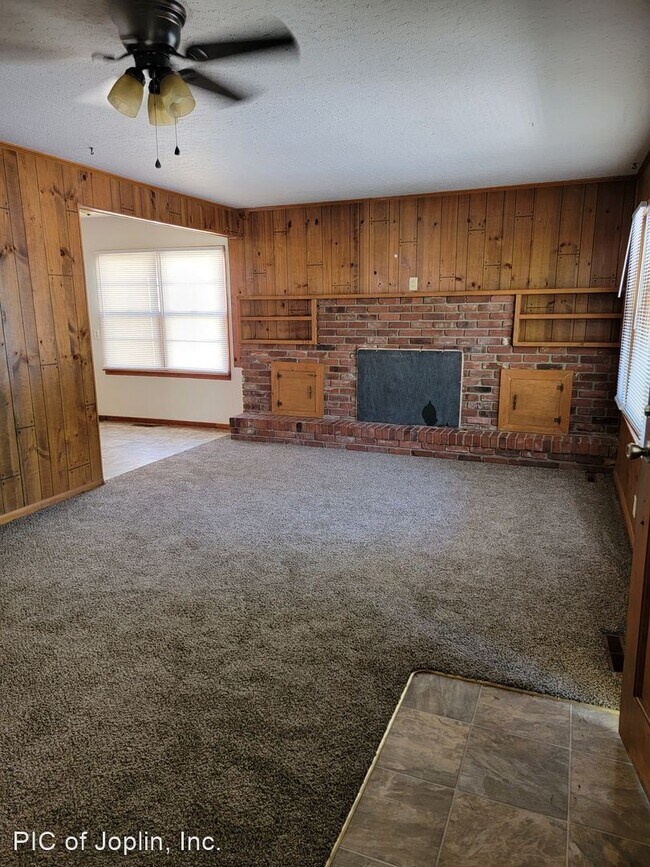 Building Photo - 2 br, 1 bath House - 1318 Michigan