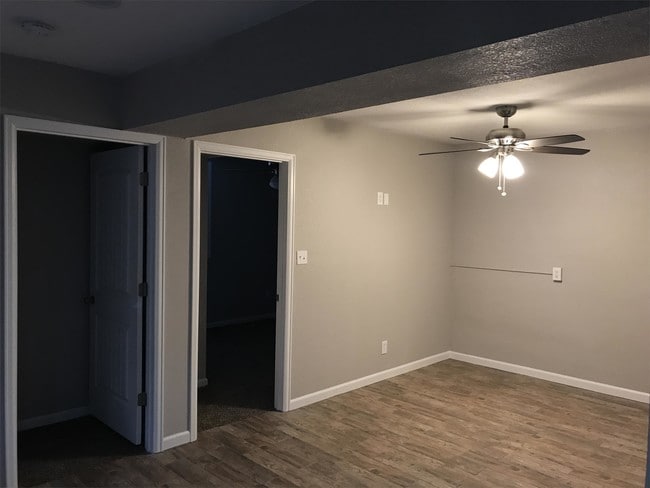 Foto del edificio - 1325 10th Ave