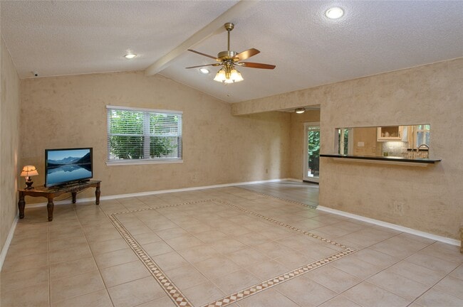 Building Photo - 4110 Garden Springs Dr