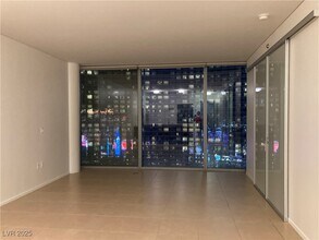 Building Photo - 3726 S Las Vegas Blvd