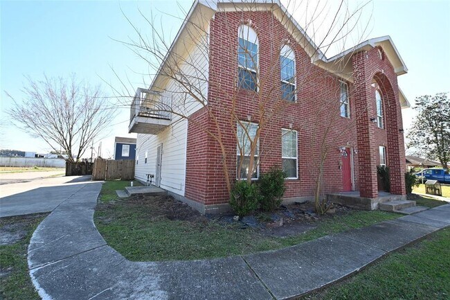 Foto del edificio - 4542 Otterbury Dr