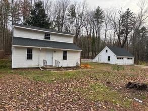 Building Photo - 321 Clinton St