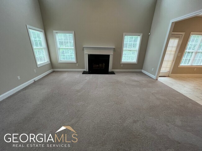 Building Photo - 2075 Jessica Way