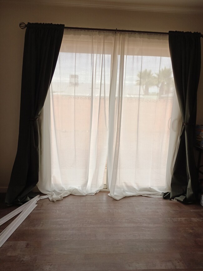 Foto del edificio - 1812 S Hardy Dr