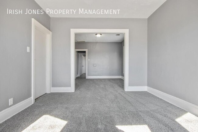 Building Photo - 1514 William St