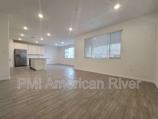 Foto del edificio - 7431 Chadbourne Wy