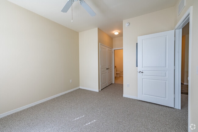 1BR, 1BA - 749SF - Bedroom - Banyan Senior