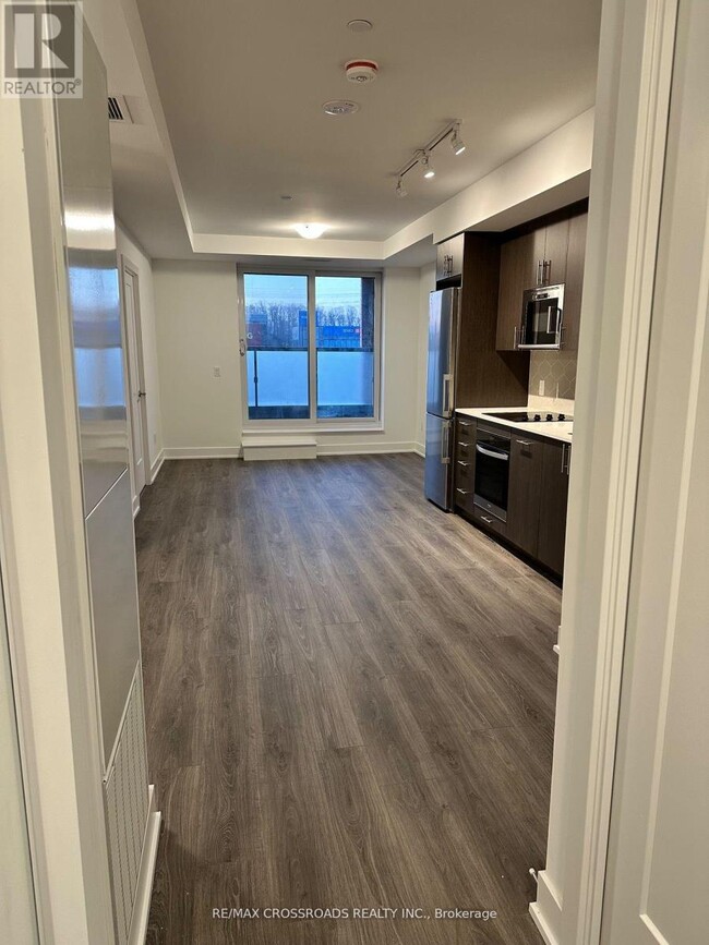 Photo du bâtiment - 2545 Simcoe St N